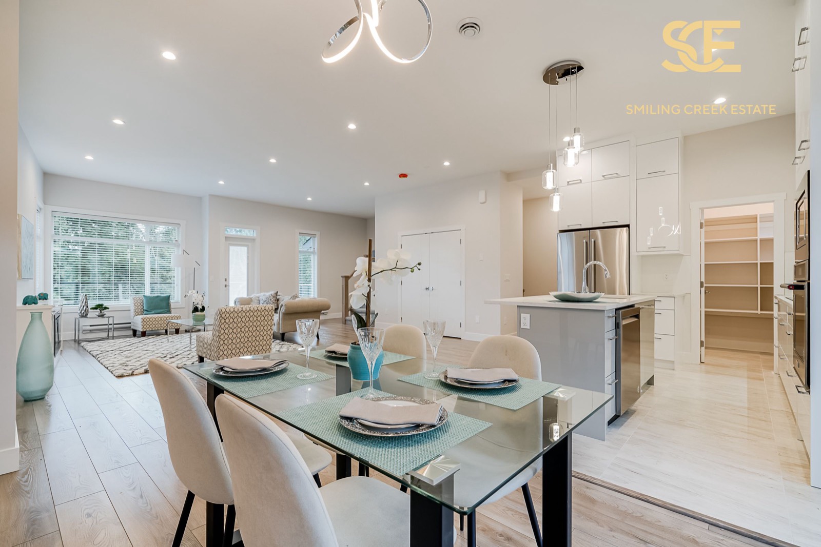 Smiling Creek Estate photo 7